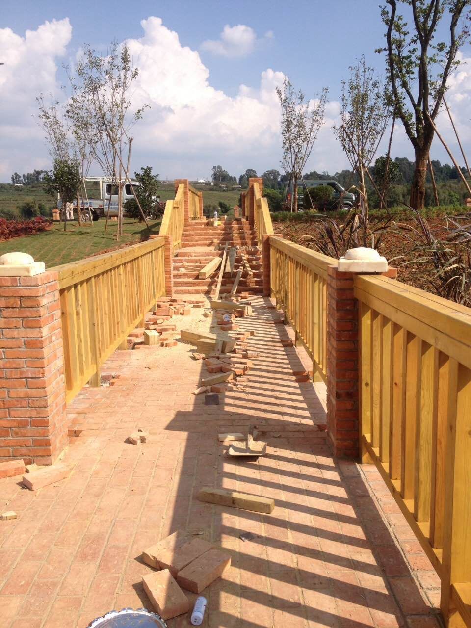 友情漆結(jié)緣云南東風韻 友情漆結(jié)緣云南東風韻